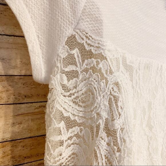 White Flowy Lace Back Top by Almost Famous Y2K - Picture 5 of 8
